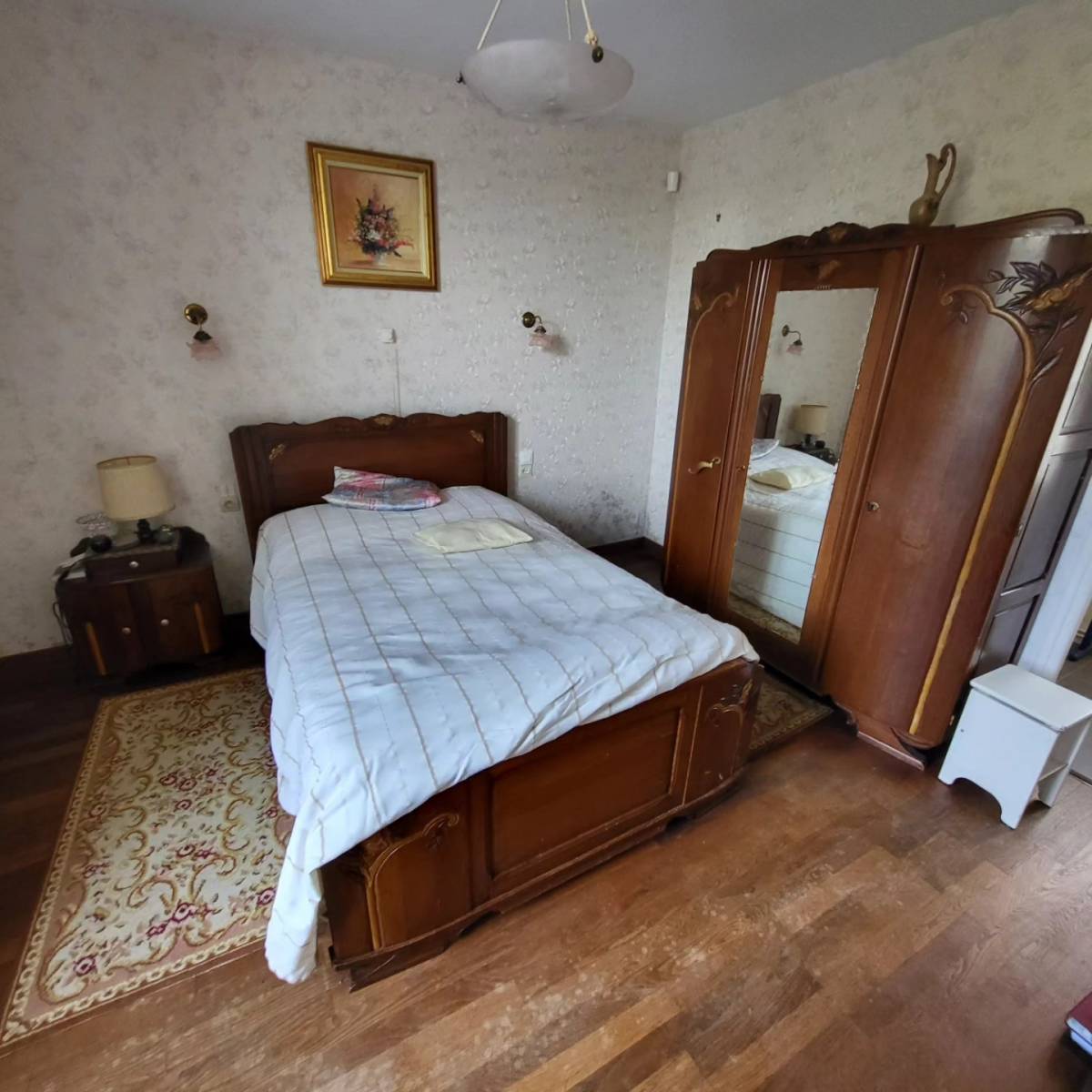 Contacter une entreprise de débarras pour vider une maison de meubles imposants y compris en étage élevé après un décès près de Gruchet-le-Valasse