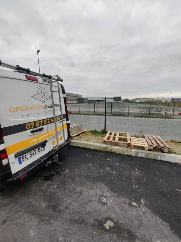 Enlèvement encombrant terrain extérieur Saint Vigor d'Ymonville