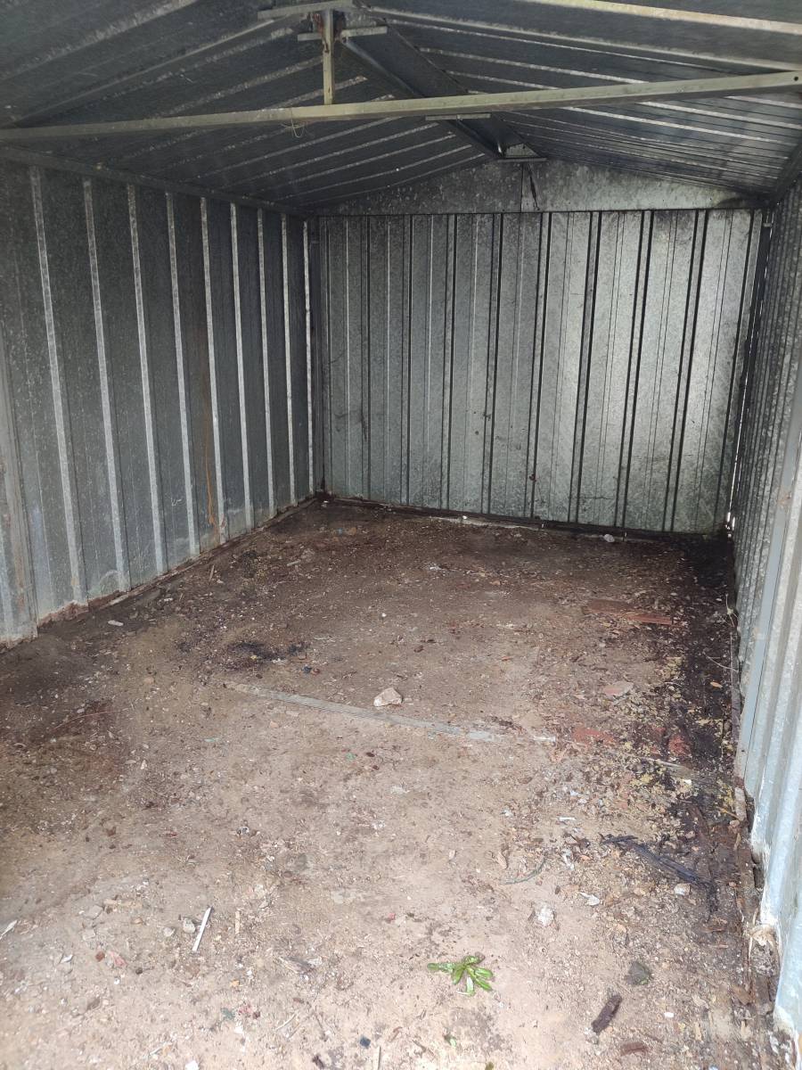 Débarrasser une cabane de jardin proche de Rouen