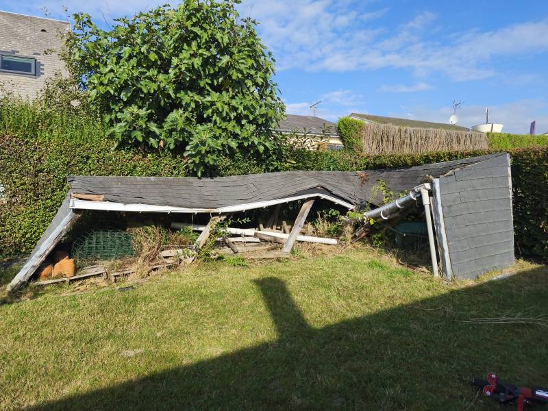 Démontage et mise en déchetterie d’abris et bâtiments extérieurs délabrés ou effondrés près d’Yvetot (76190)