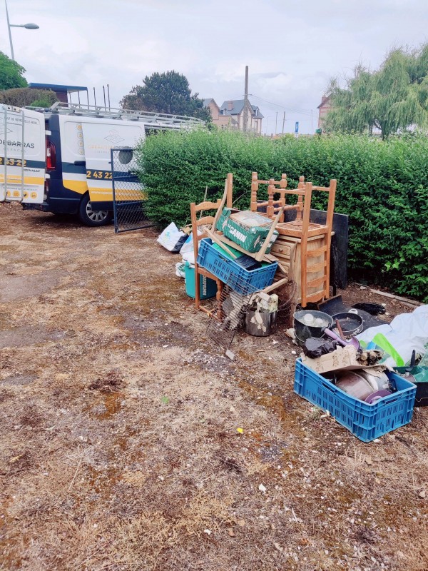 Enlèvement des déchets extérieur à Fécamp